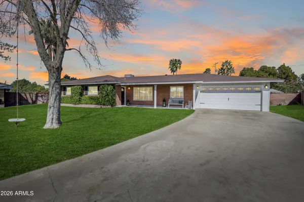 $1,295,000 | 7823 North 7th Place, Phoenix, AZ 85020