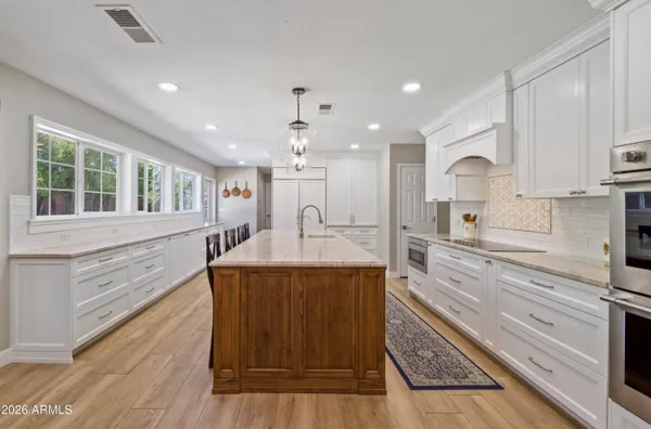 $1,295,000 | 7823 North 7th Place, Phoenix, AZ 85020