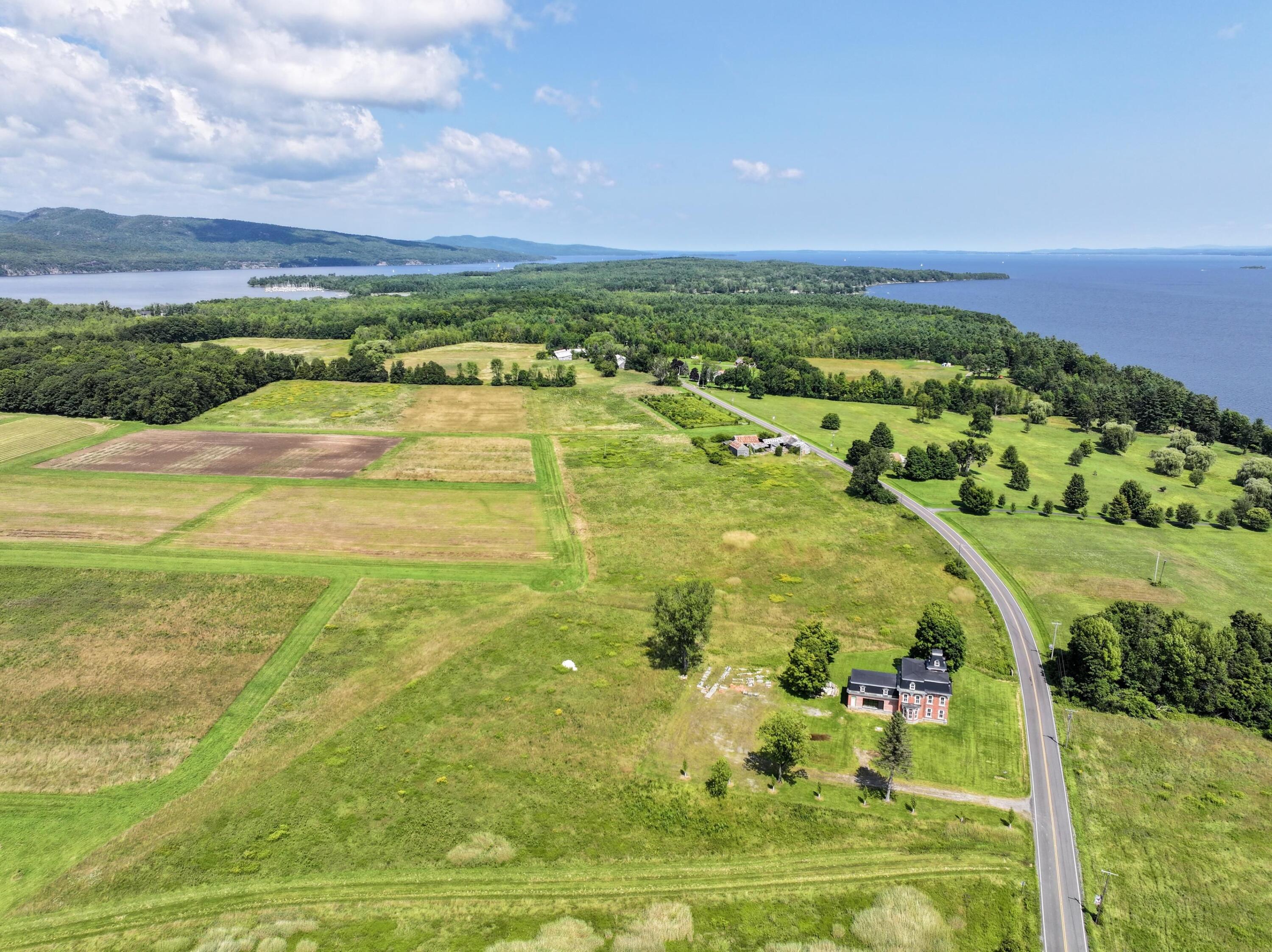 249 Point Road Willsboro, NY 12996 - Photo 8 of 60 207-ran