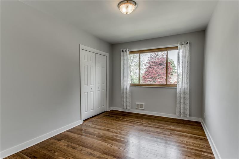 600 Woodside Road Pittsburgh, PA 15221 - Photo 17 of 25 Gallery Image 17