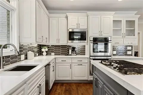 $1,550,000 | 1420 Spyglass Hill Drive, Johns Creek, GA 30097