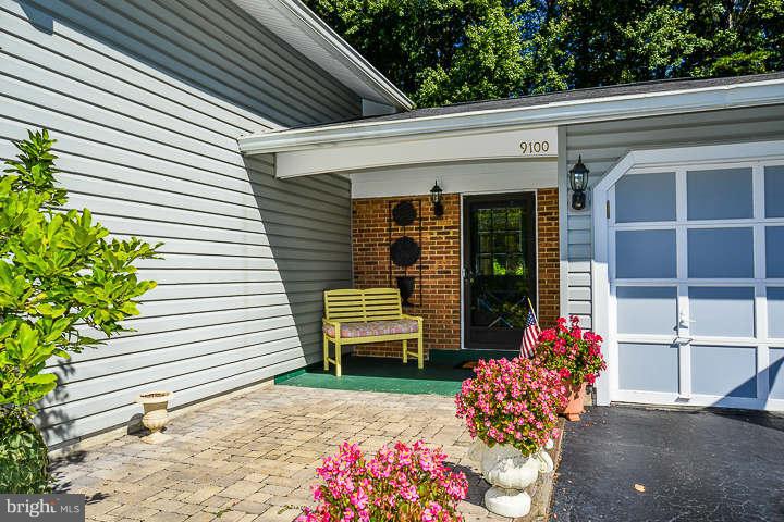 9100 Rookings Court Springfield, VA 22153 - Photo 2 of 28 Exterior (Front)