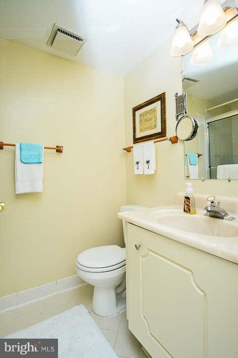 9100 Rookings Court Springfield, VA 22153 - Photo 18 of 28 Bath