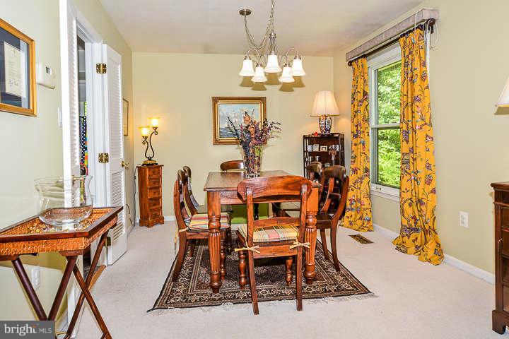 9100 Rookings Court Springfield, VA 22153 - Photo 7 of 28 Dining Room