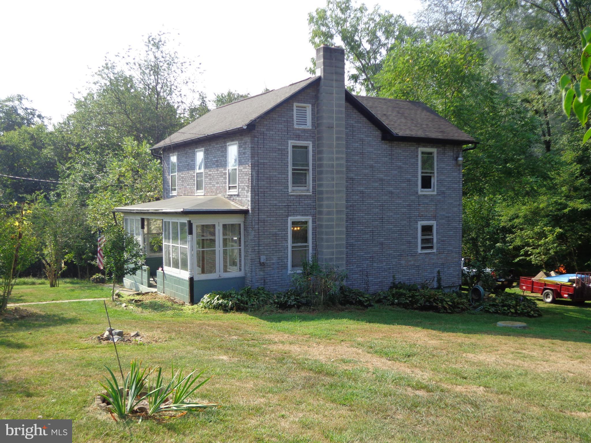 15429 Clear Spring Road Williamsport, MD 21795 - Photo 1 of 20 Exterior (Front)
