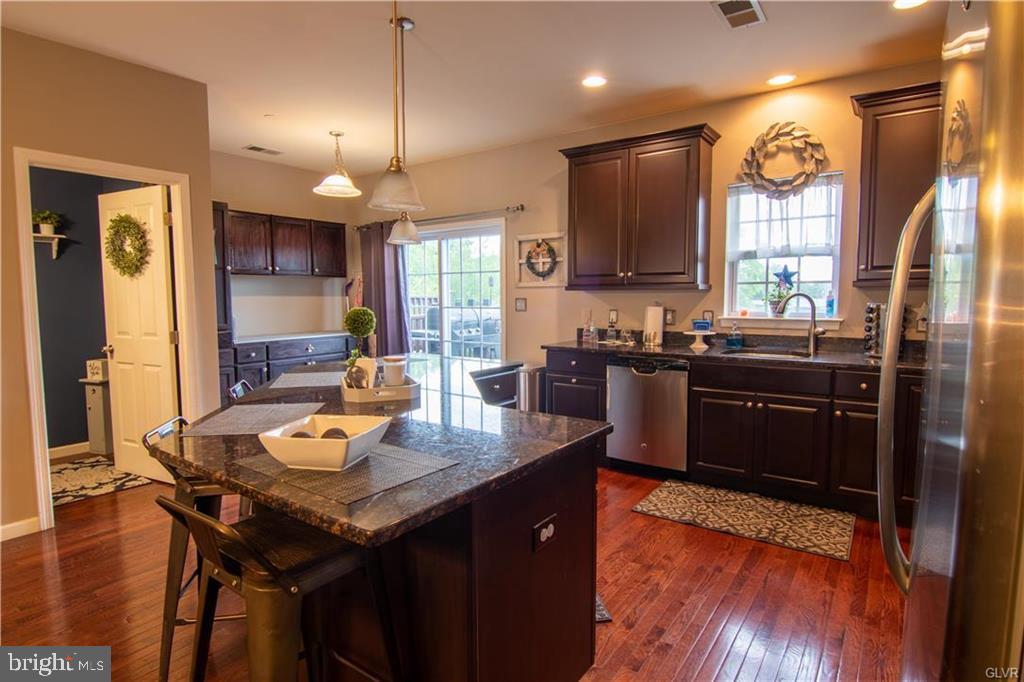 2210 Rising Hill Road Whitehall, PA 18052 - Photo 7 of 18 Gallery Image 7