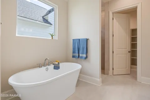 $420,000 | 227 Treescape Drive, Lafayette, LA 70508