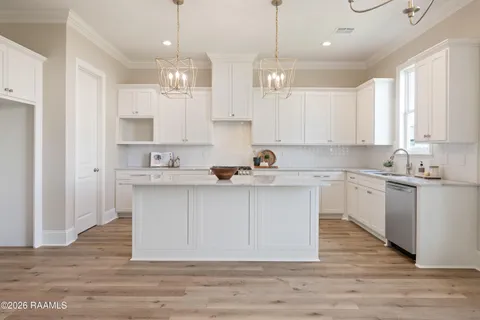 $420,000 | 227 Treescape Drive, Lafayette, LA 70508