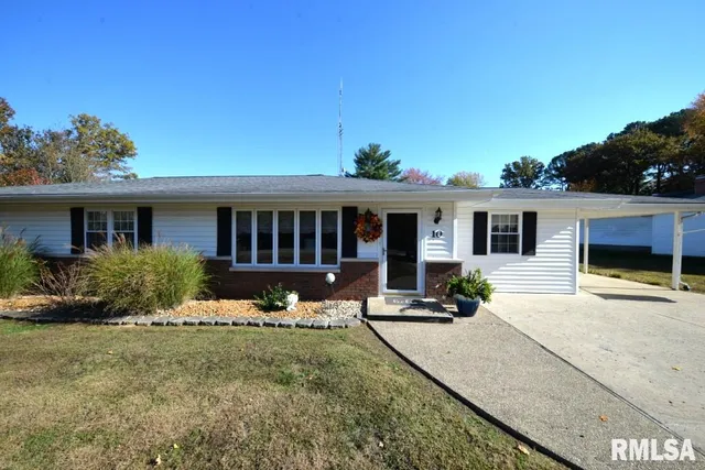 $168,000 | 10 Edgewood Drive, Mount Vernon, IL 62864