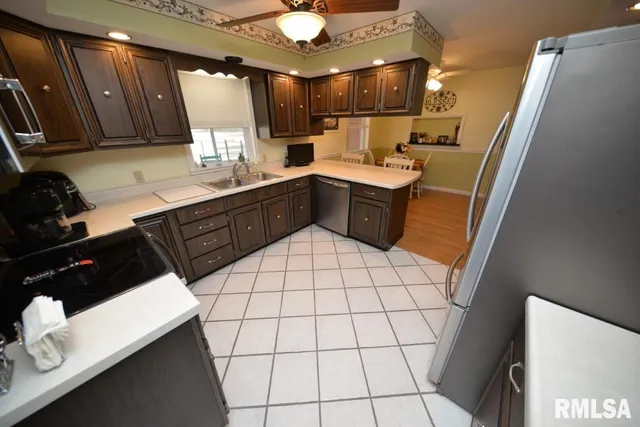 $168,000 | 10 Edgewood Drive, Mount Vernon, IL 62864