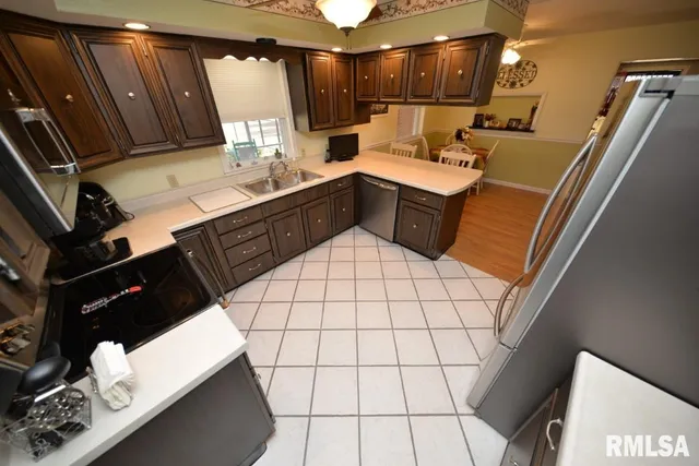 $168,000 | 10 Edgewood Drive, Mount Vernon, IL 62864