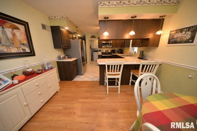 $168,000 | 10 Edgewood Drive, Mount Vernon, IL 62864