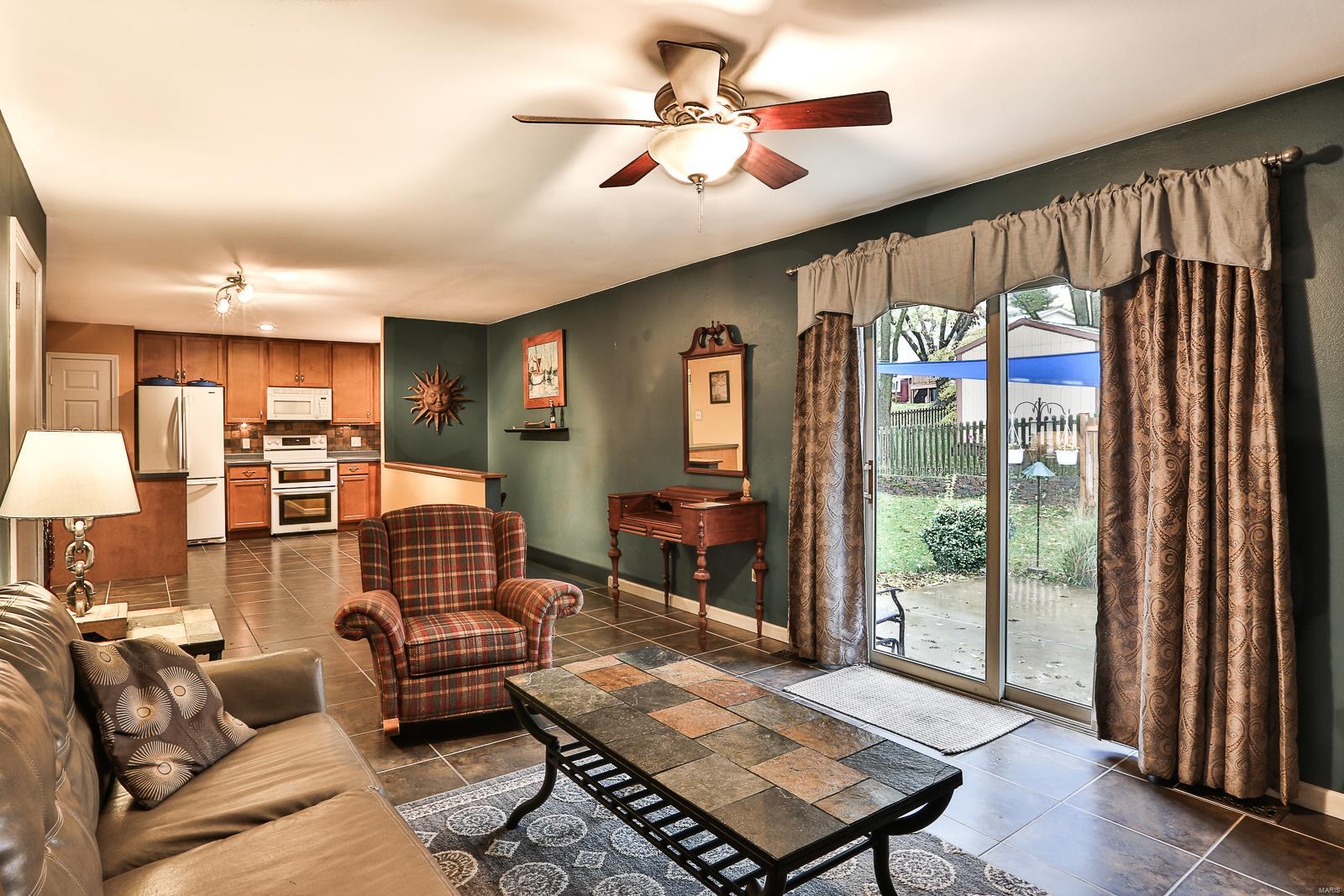 3 Roland Lane St. Peters, MO 63376 - Photo 10 of 25 Gallery Image 10