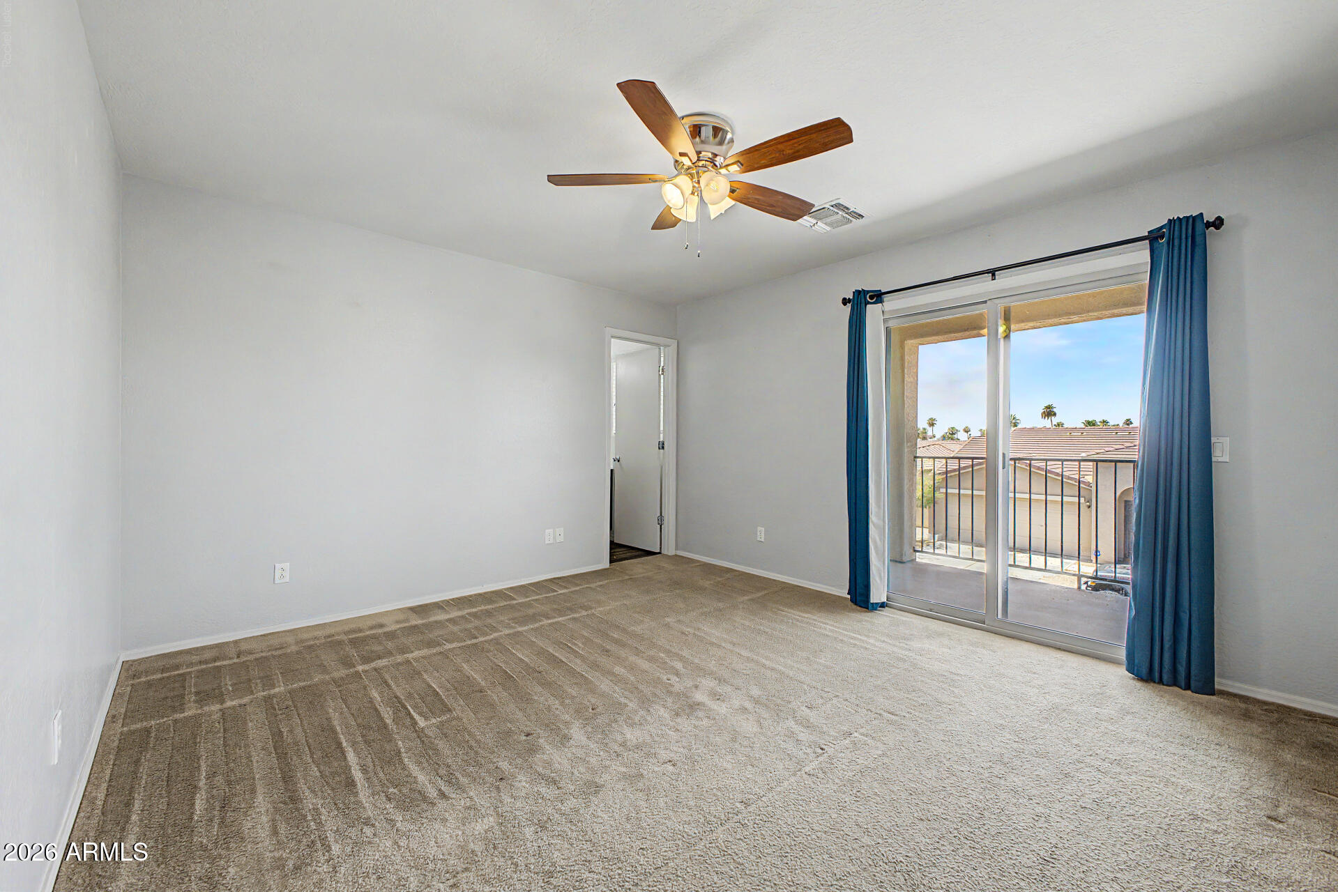 2569 South Chaparral Road Apache Junction, AZ 85119 - Photo 8 of 29
