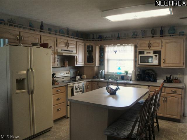 8700 Cleveland Road Creston, OH 44217 - Photo 4 of 17 Gallery Image 4