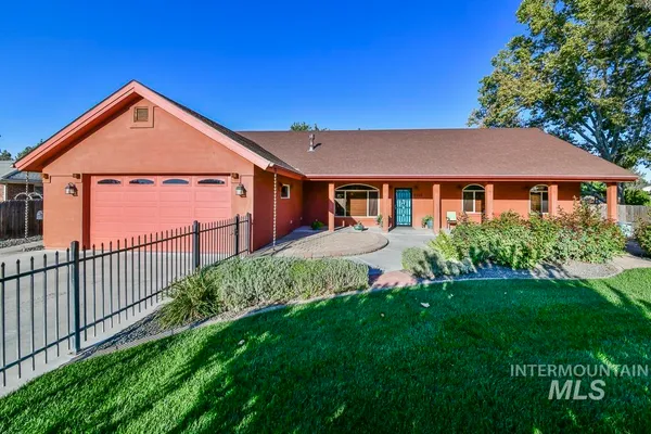 $520,000 | 2214 Washington, Caldwell, ID 83605
