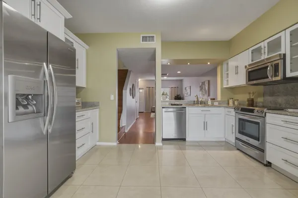$2,900 | 16635 Hemingway Drive, Weston, FL 33326