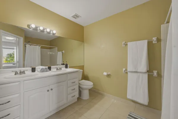 $2,900 | 16635 Hemingway Drive, Weston, FL 33326