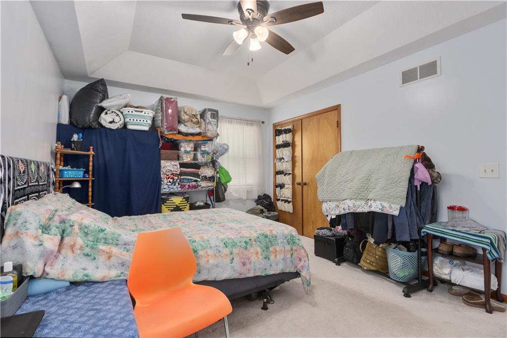 11203 Chandler Road Liberty, MO 64068 - Photo 21 of 38