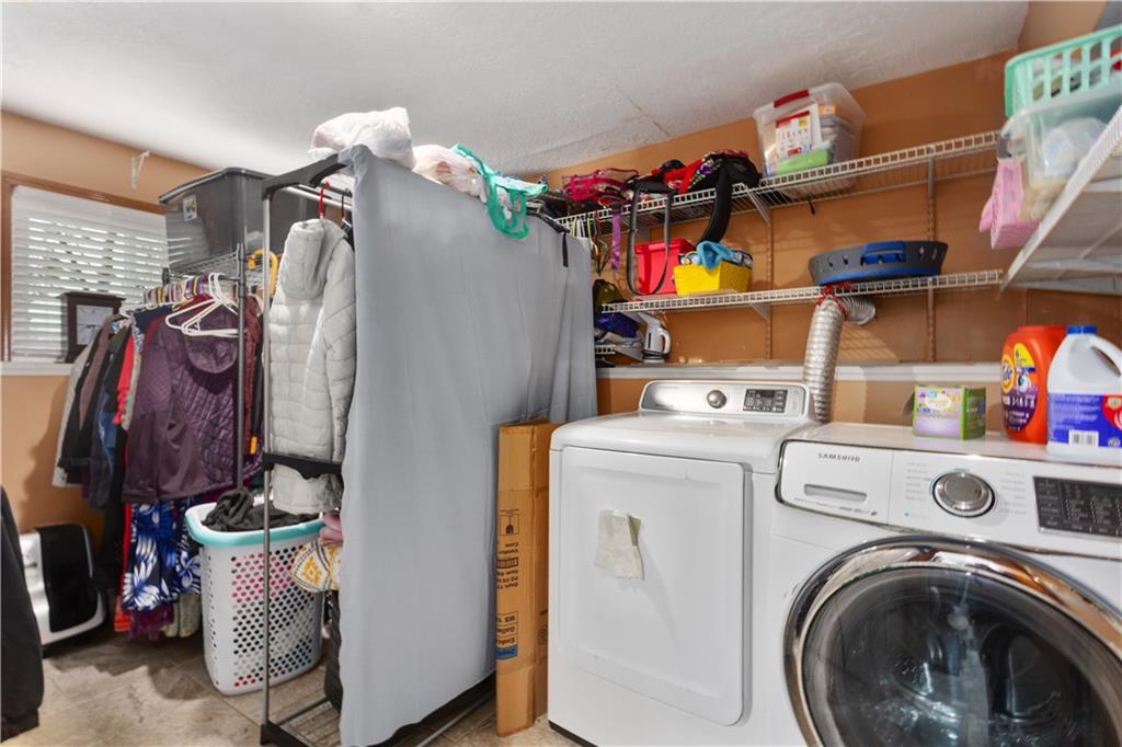 11203 Chandler Road Liberty, MO 64068 - Photo 26 of 38