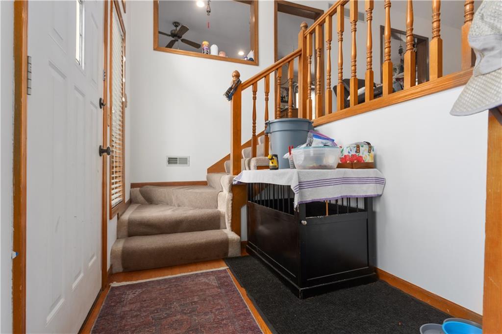 11203 Chandler Road Liberty, MO 64068 - Photo 5 of 38