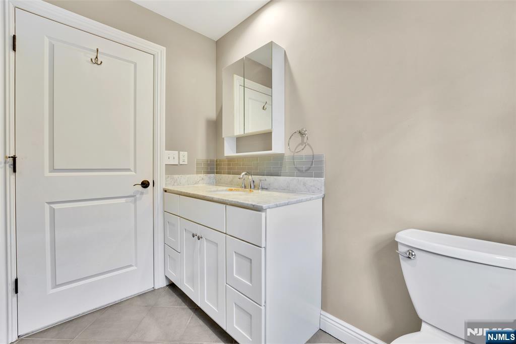 210 Hackensack Street, Unit C Wood-Ridge, NJ 07075 - Photo 12 of 18