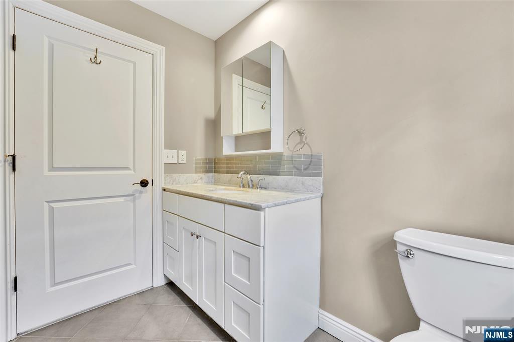 210 Hackensack Street, Unit C Wood-Ridge, NJ 07075 - Photo 15 of 18
