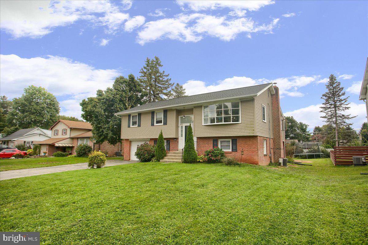 430 Revere Road Lancaster, PA 17601 - Photo 3 of 34 Gallery Image 3