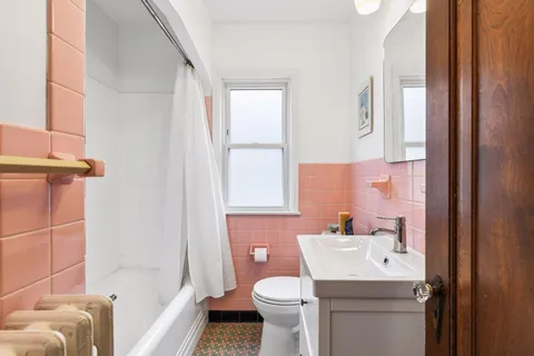 $420,000 | 5133 35th Avenue South, Minneapolis, MN 55417