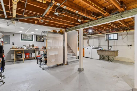 $420,000 | 5133 35th Avenue South, Minneapolis, MN 55417