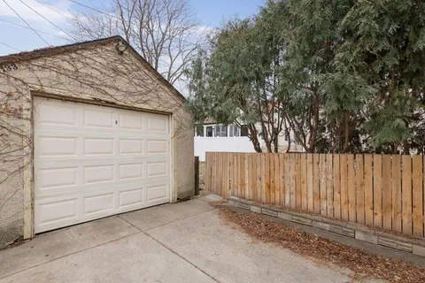 $420,000 | 5133 35th Avenue South, Minneapolis, MN 55417