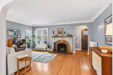 $420,000 | 5133 35th Avenue South, Minneapolis, MN 55417