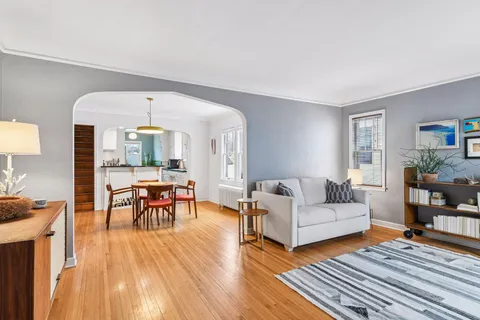 $420,000 | 5133 35th Avenue South, Minneapolis, MN 55417