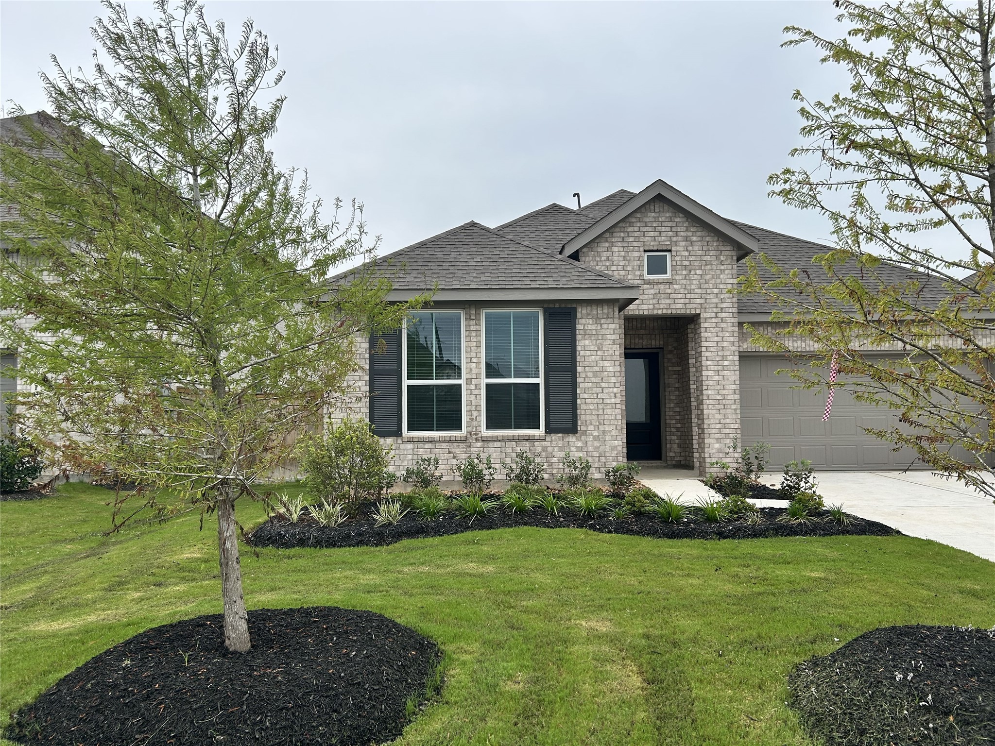 8306 Amber Summit Lane Angleton, TX 77515 - Photo 3 of 17