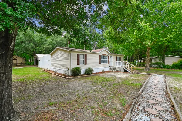 $199,000 | 24 Oak Place, Freeport, FL 32439