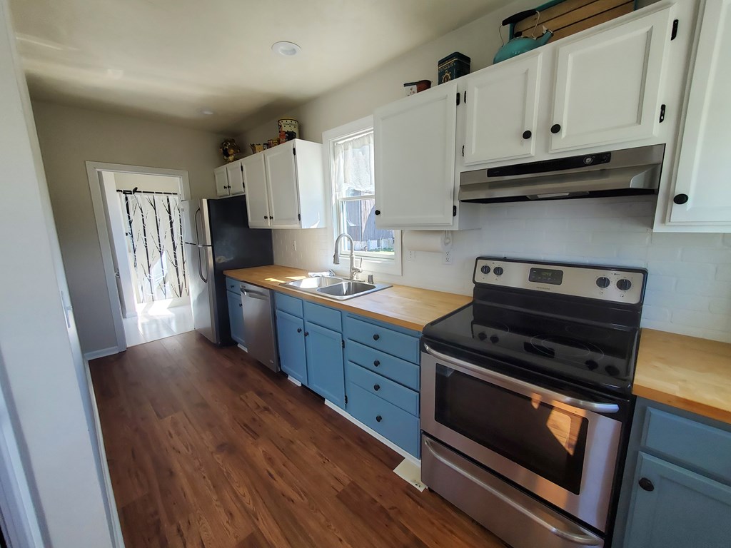 4084 Maple Tree Road Egg Harbor, WI 54209 - Photo 3 of 35 Gallery Image 3