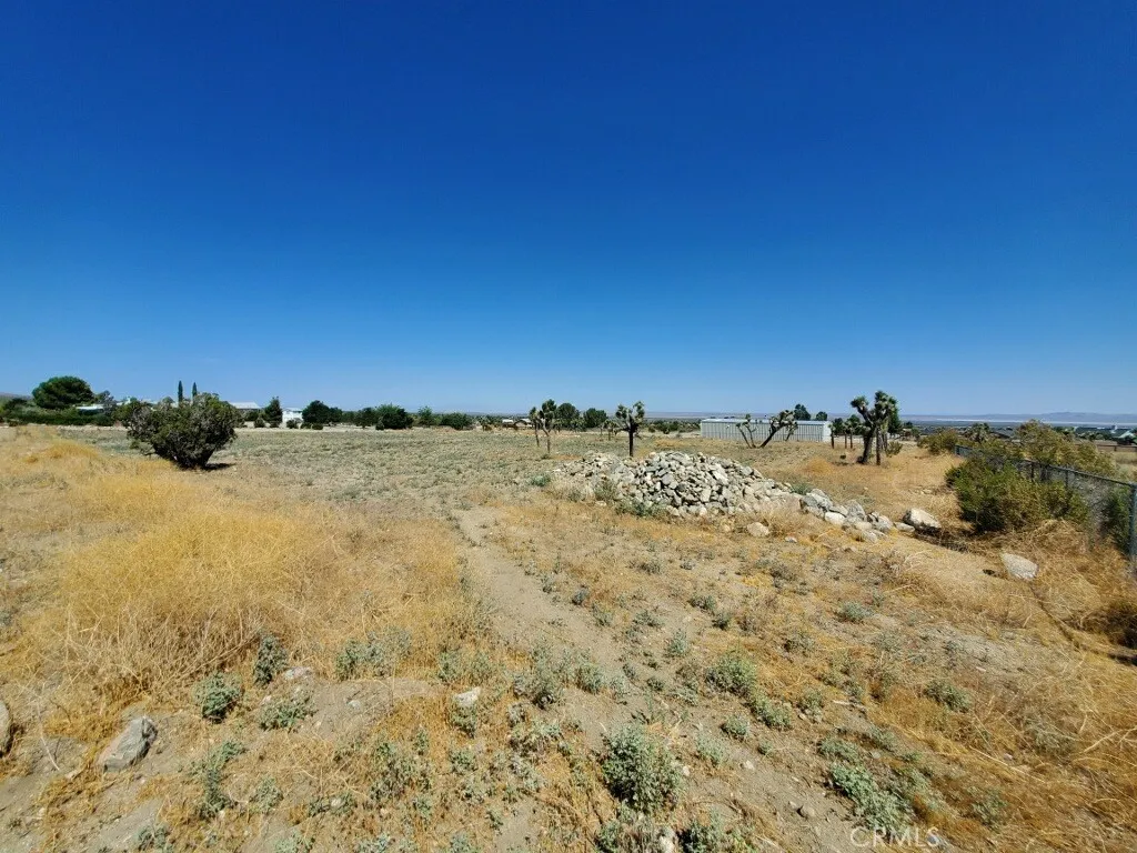 223 E Avenue South El Segundo, CA 90245 - Photo 2 of 2