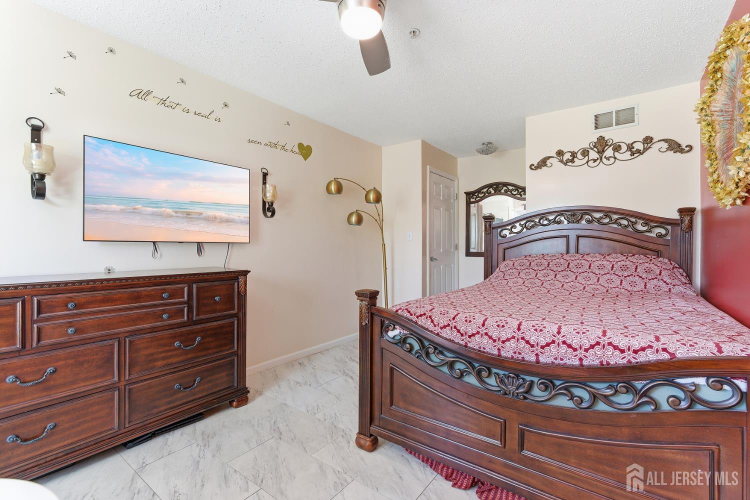 23 Prestwick Way Edison, NJ 08820 - Photo 20 of 29