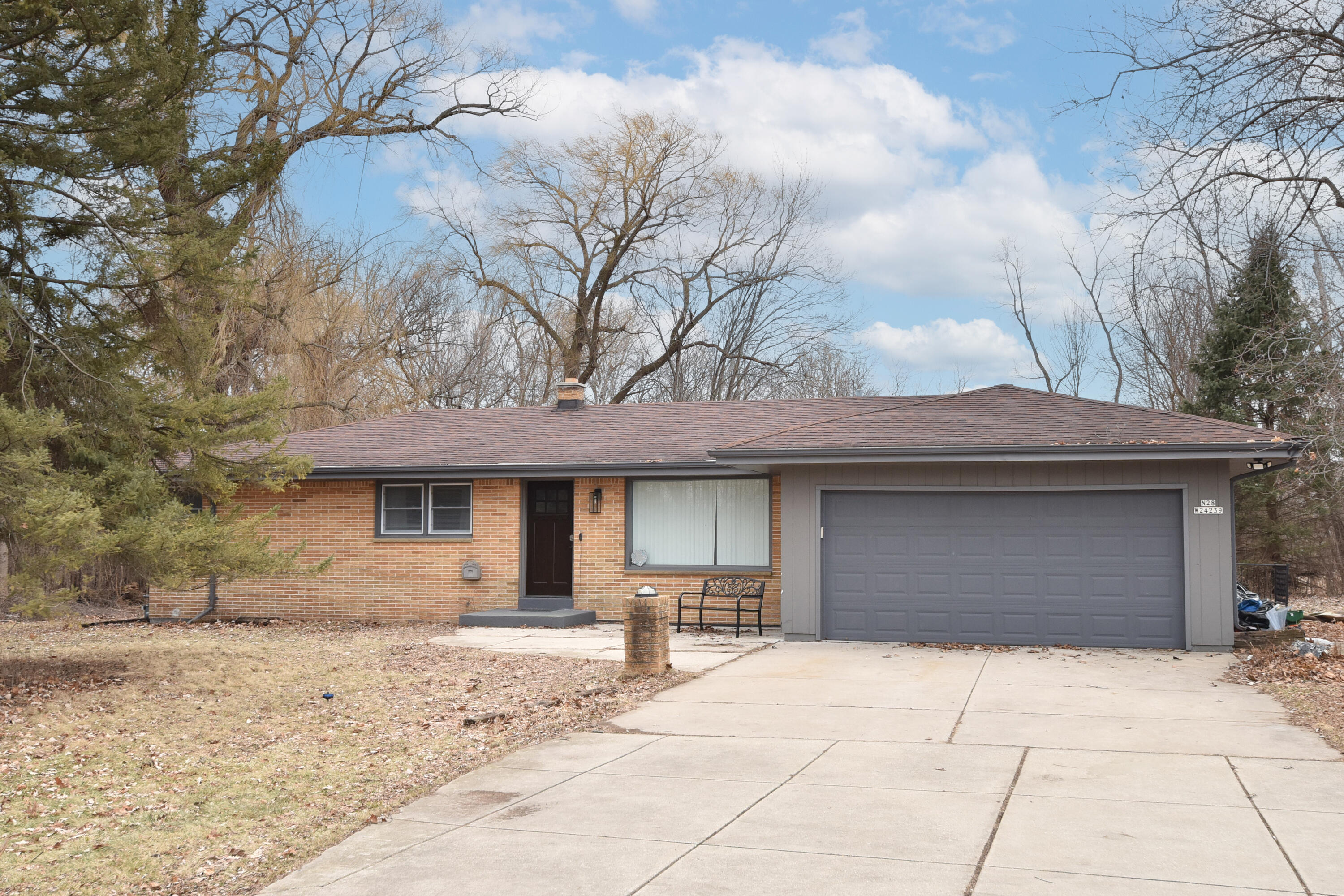 N28W24239 Watertown Road Pewaukee, WI 53072 - Photo 1 of 26 Front exterior