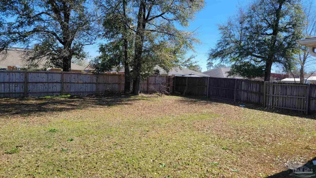 $1,975 | 7061 Season Drive, Milton, FL 32570