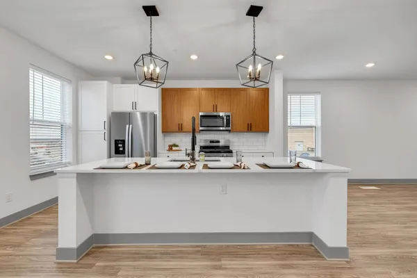 $3,785 | 8871 Meridian Trail, Woodbury, MN 55125