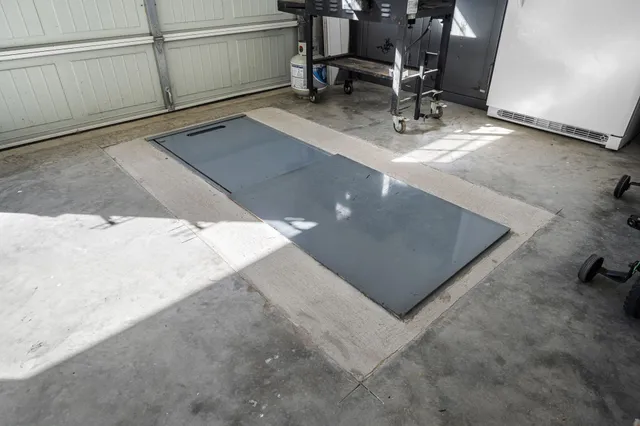 $750,000 | 2065 Turkey Creek Loop, Tullahoma, TN 37388