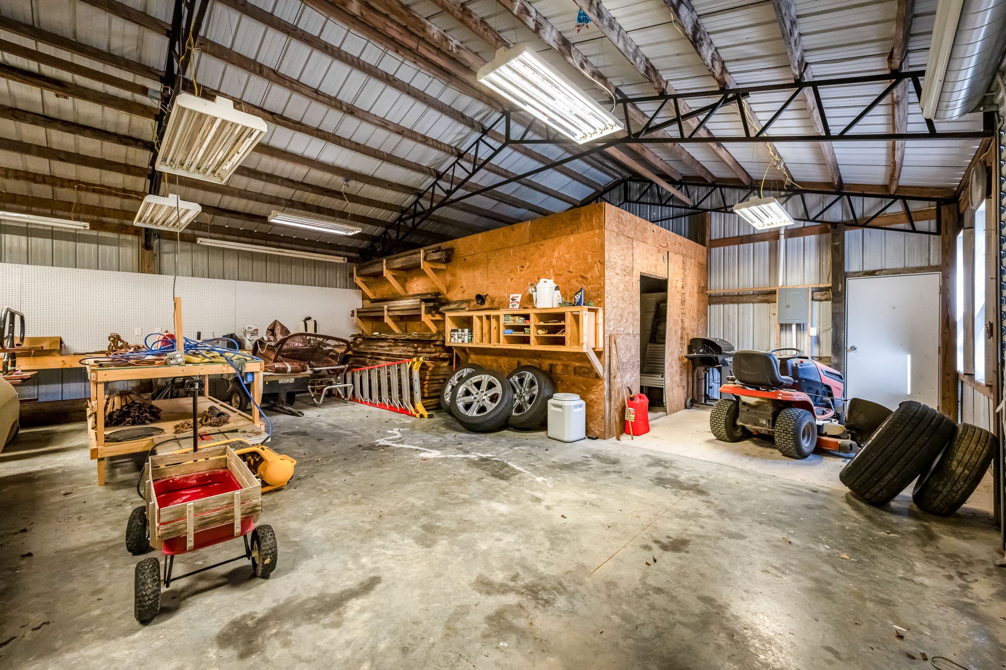 2065 Turkey Creek Loop Tullahoma, TN 37388 - Photo 48 of 95