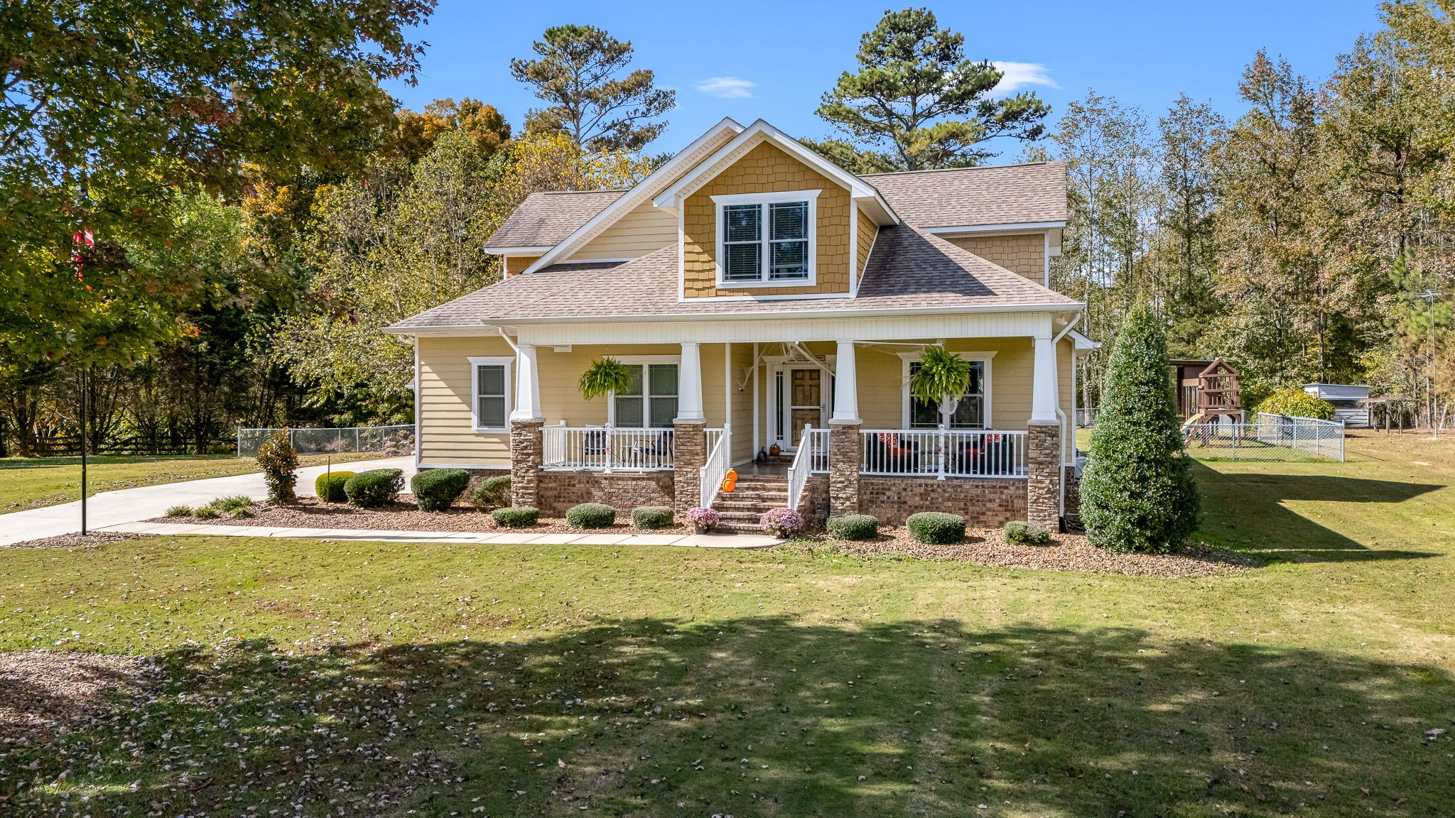 2065 Turkey Creek Loop Tullahoma, TN 37388 - Photo 93 of 95 a front view of a house with a yard and trees