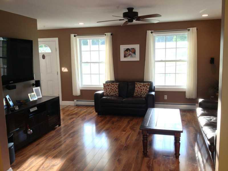 10 Susans Way Windham, ME 04062 - Photo 3 of 11 Living Room.