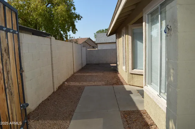 $1,875 | 8435 West Campbell Avenue, Phoenix, AZ 85037