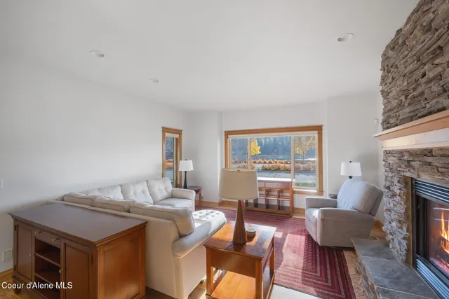 $1,699,000 | 4083 West Shoreview Lane, Coeur D'Alene, ID 83814