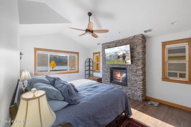 $1,699,000 | 4083 West Shoreview Lane, Coeur D'Alene, ID 83814