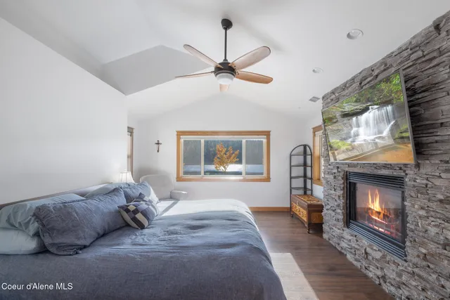 $1,699,000 | 4083 West Shoreview Lane, Coeur D'Alene, ID 83814