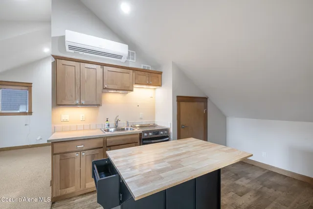 $1,699,000 | 4083 West Shoreview Lane, Coeur D'Alene, ID 83814